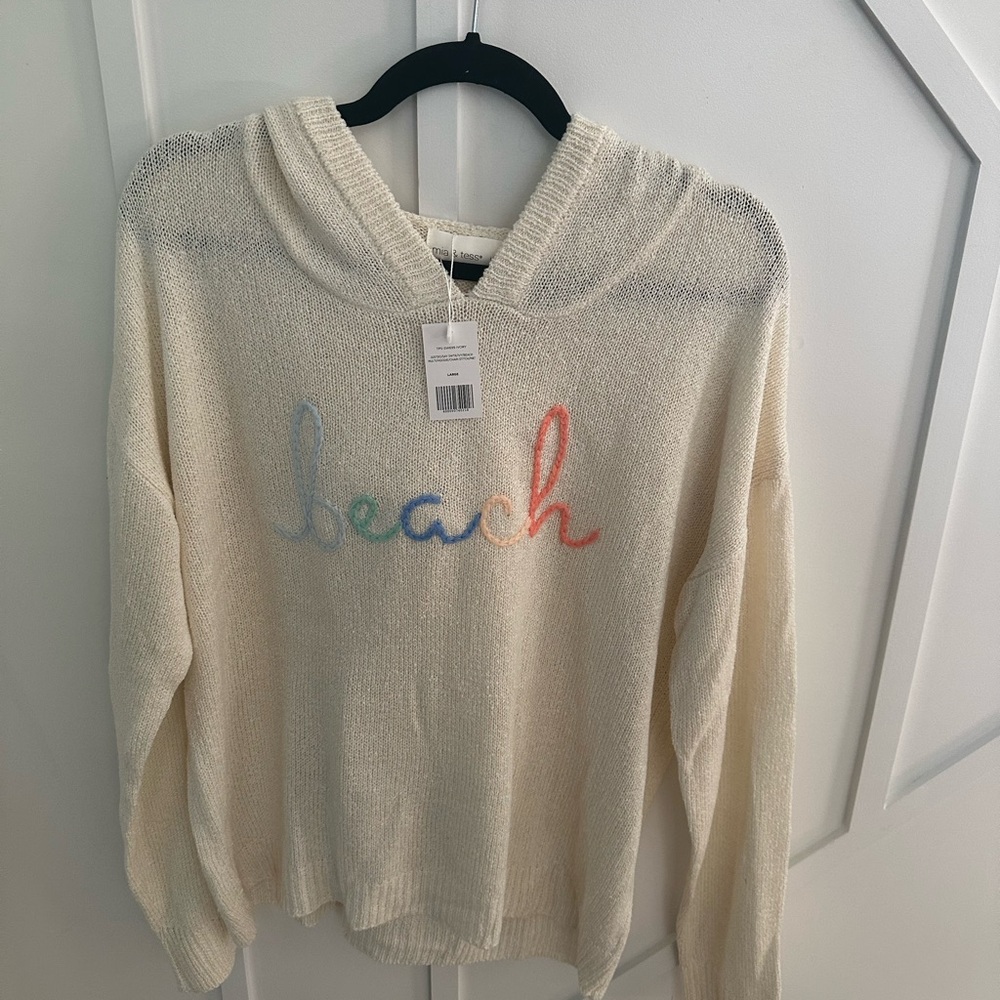 Cream Hooded Sweater with Multicolor 'Beach' Design